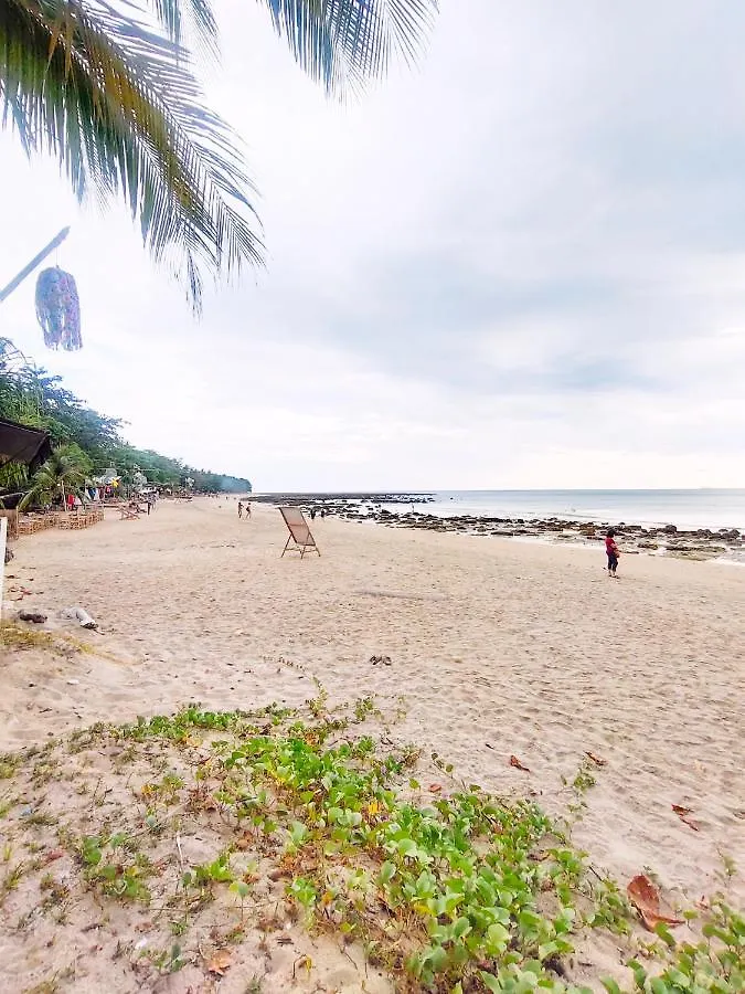 Khlong Khong Simple House Hotel Koh Lanta Thailand